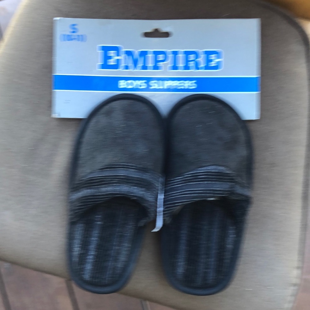 Boys slippers
